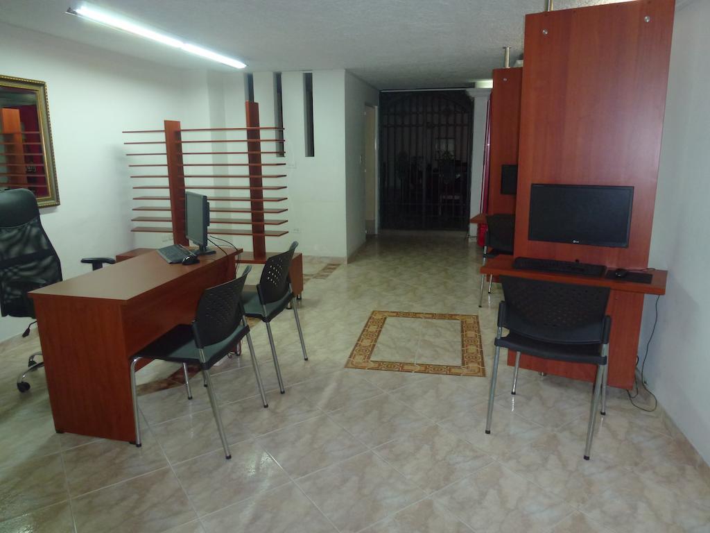 בוקארמנגה Hotel San Nicolas מראה חיצוני תמונה