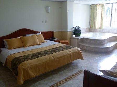 בוקארמנגה Hotel San Nicolas מראה חיצוני תמונה